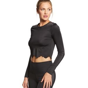 Beyond Yoga Cruz Scalloped Cropped Top